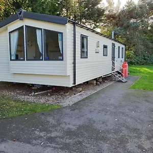  Holiday home Caravan Kensington 46 At Marton Mere
